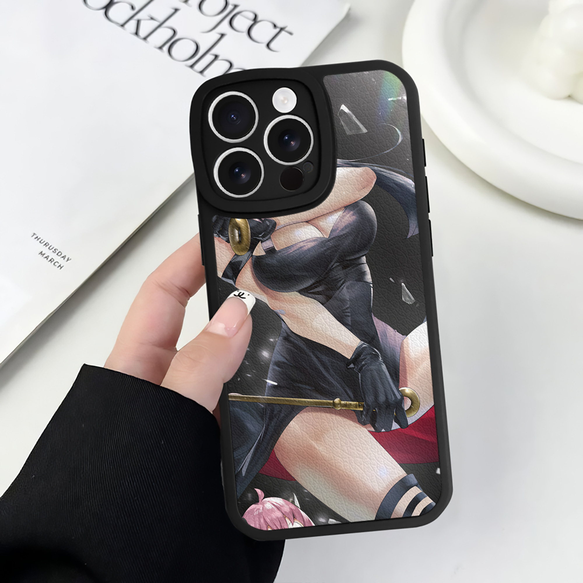 （画像用） SPY×FAMILY间谍家家酒 【iPhone 16シリーズ対応】シリコンスマホケース（レザー調） 材質：シリコン
